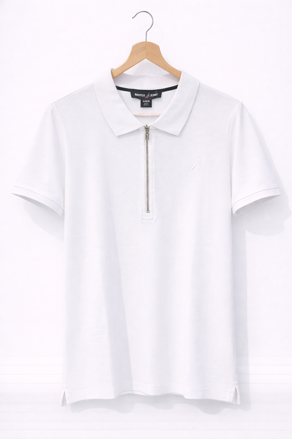Camiseta Nautica blanca tipo polo