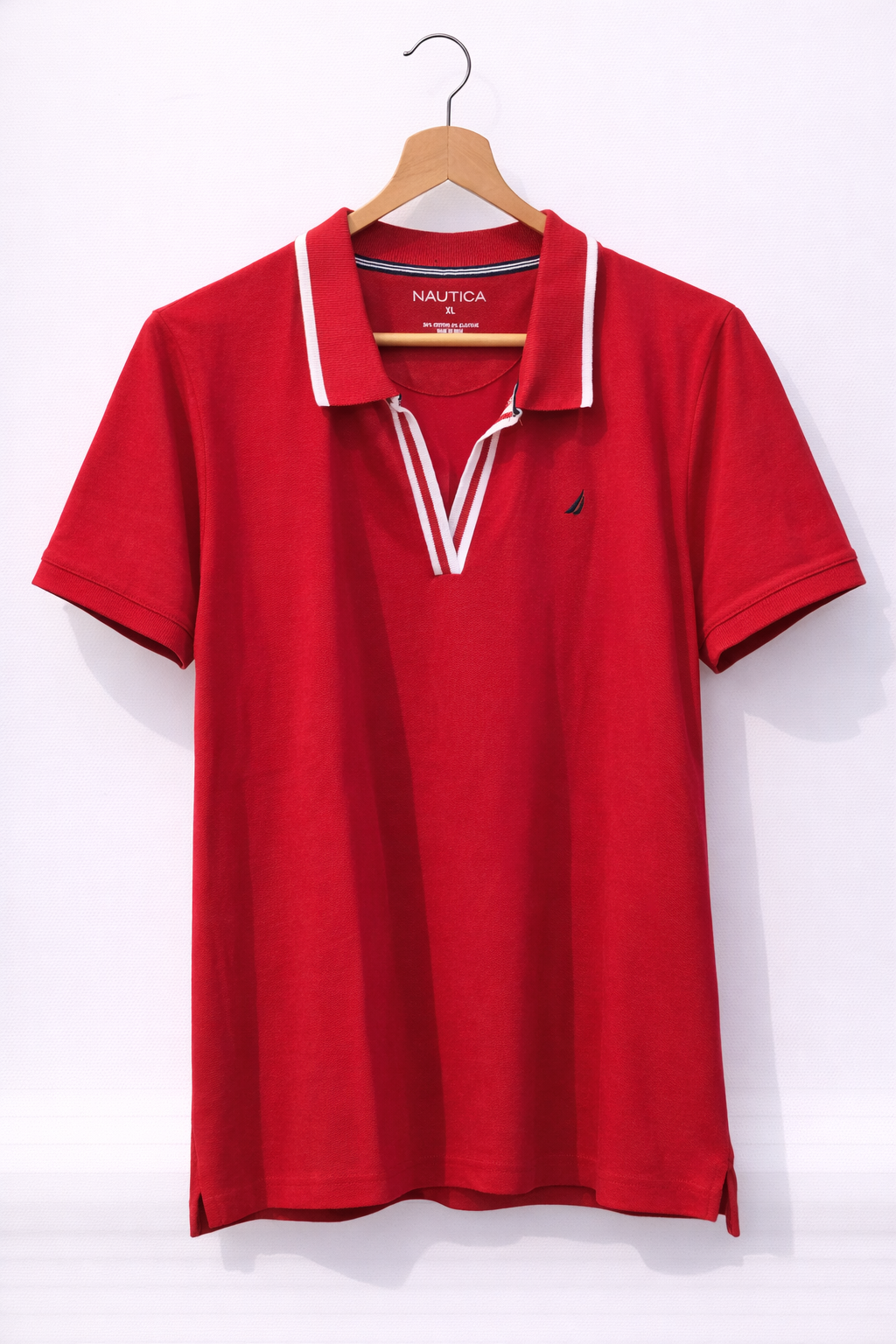 Camiseta Nautica roja tipo polo